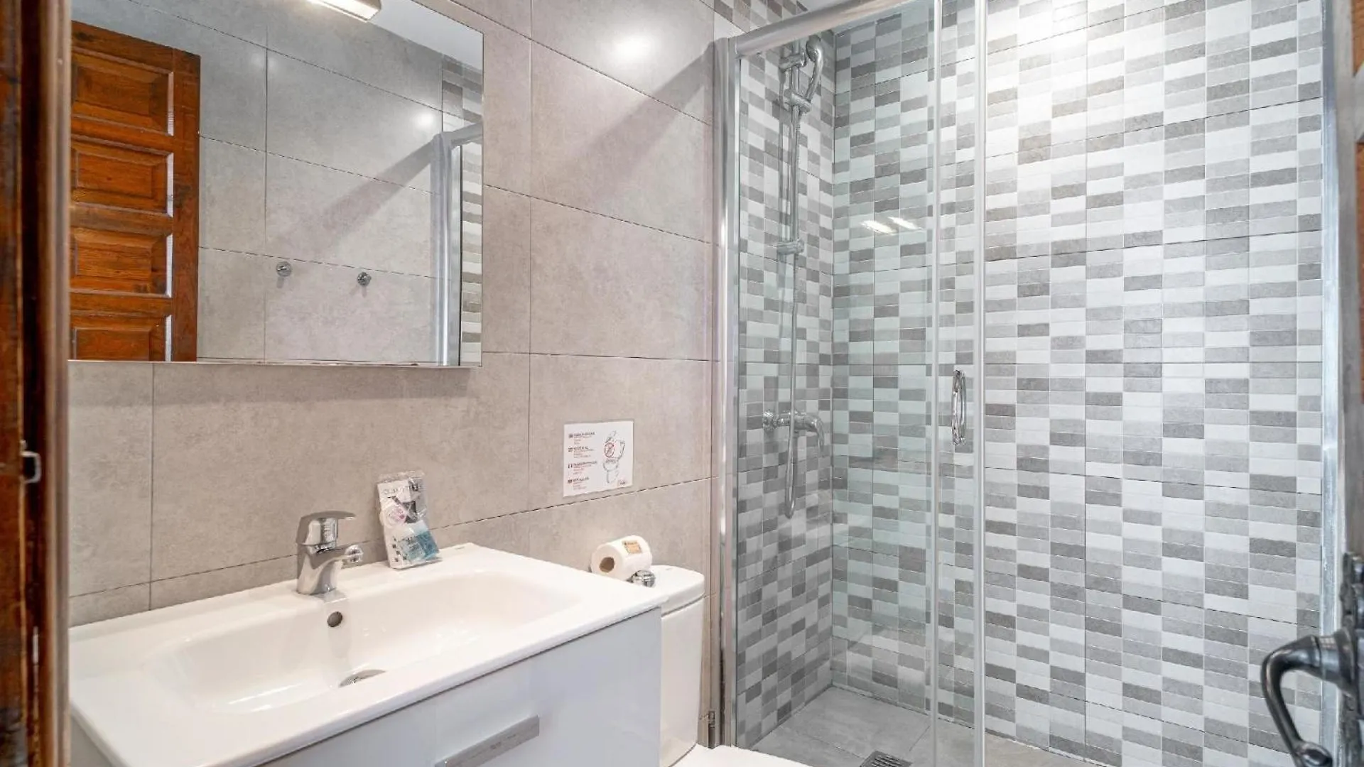 Ferienhaus Fuer 4 Personen Ca 100 Qm In Nerja, Andalusien Costa Del Sol Holiday home